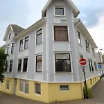 Leilighet Saneha Homes - Large 4 Room, 8 Guests