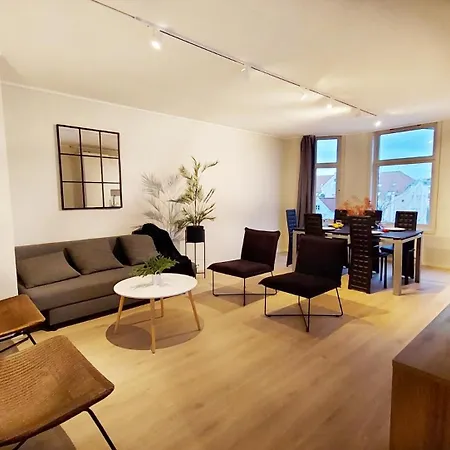 Apartamento Saneha Homes - Large 4 Room, 8 Guests