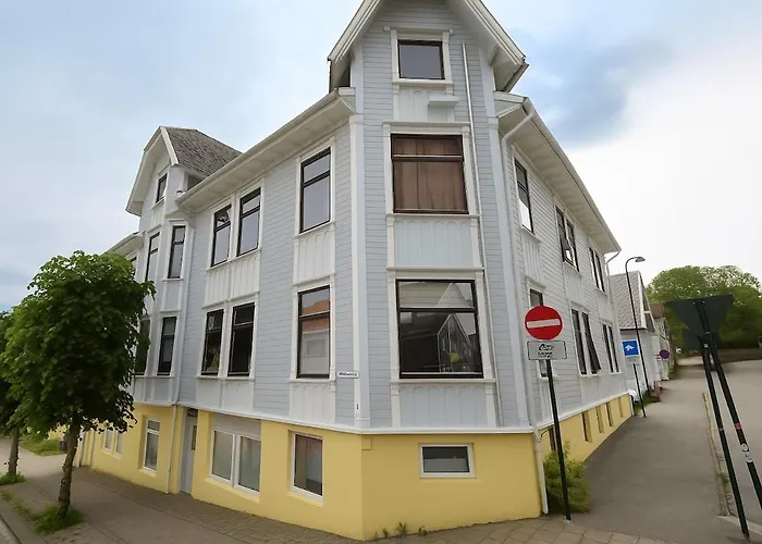 Apartamento Saneha Homes - Large 4 Room, 8 Guests