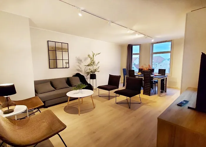 Apartamento Saneha Homes - Large 4 Room, 8 Guests